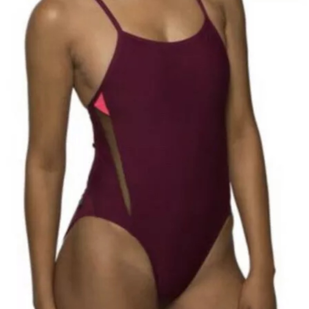 JOLYN 26 Tie BACK Remo Burgundy Black Pink